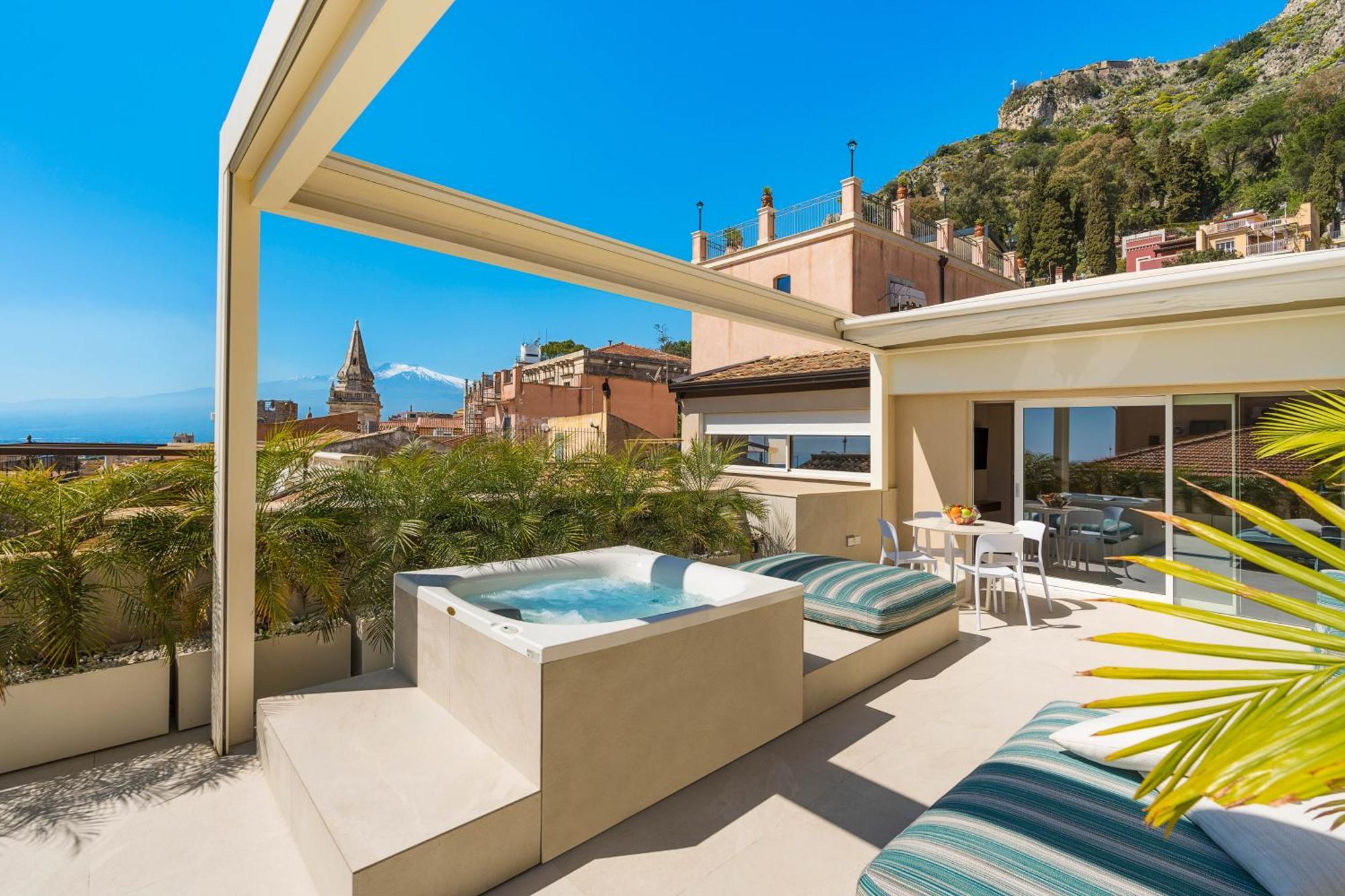 Taormina Infinity Suites ภายนอก รูปภาพ