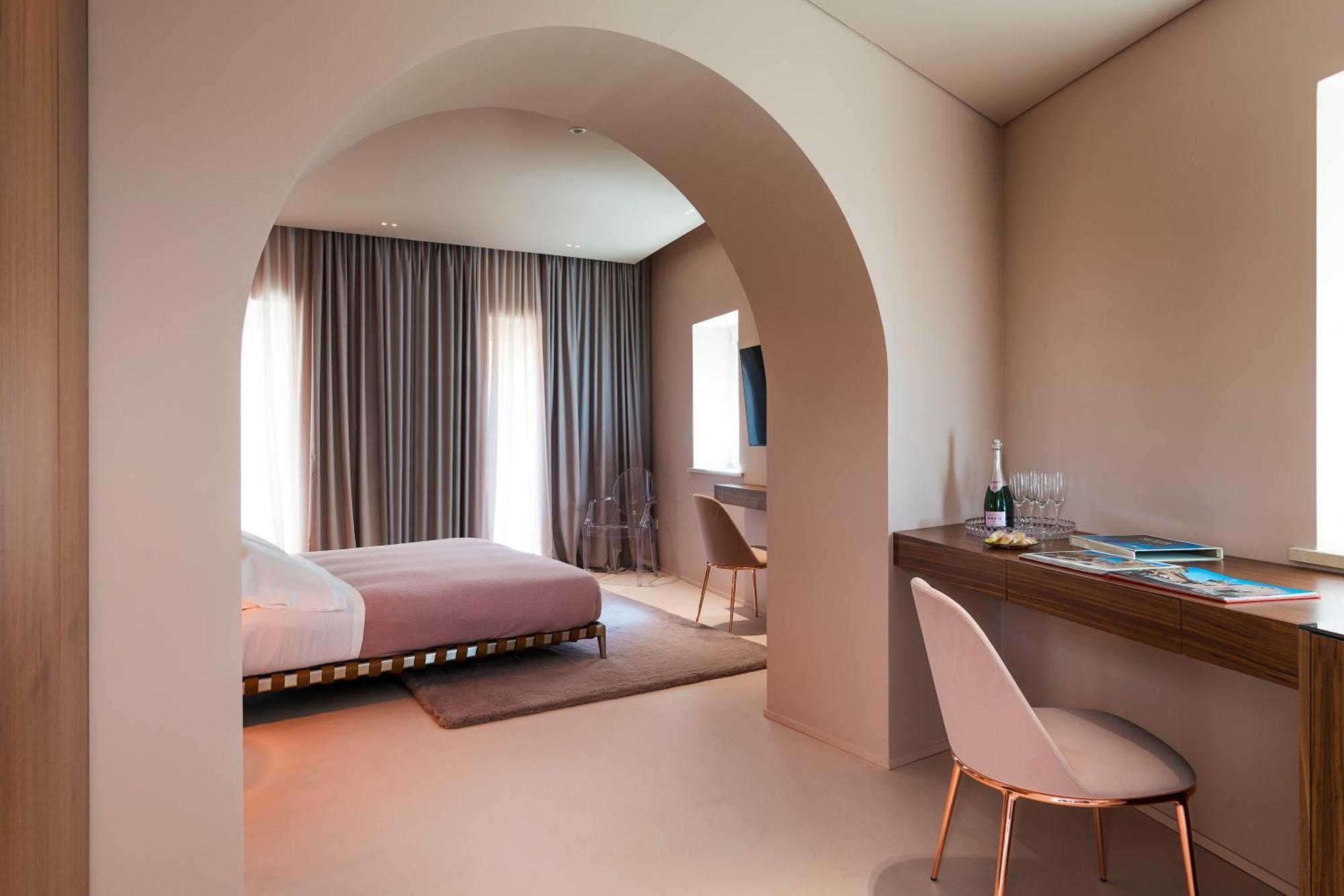 Taormina Infinity Suites ภายนอก รูปภาพ