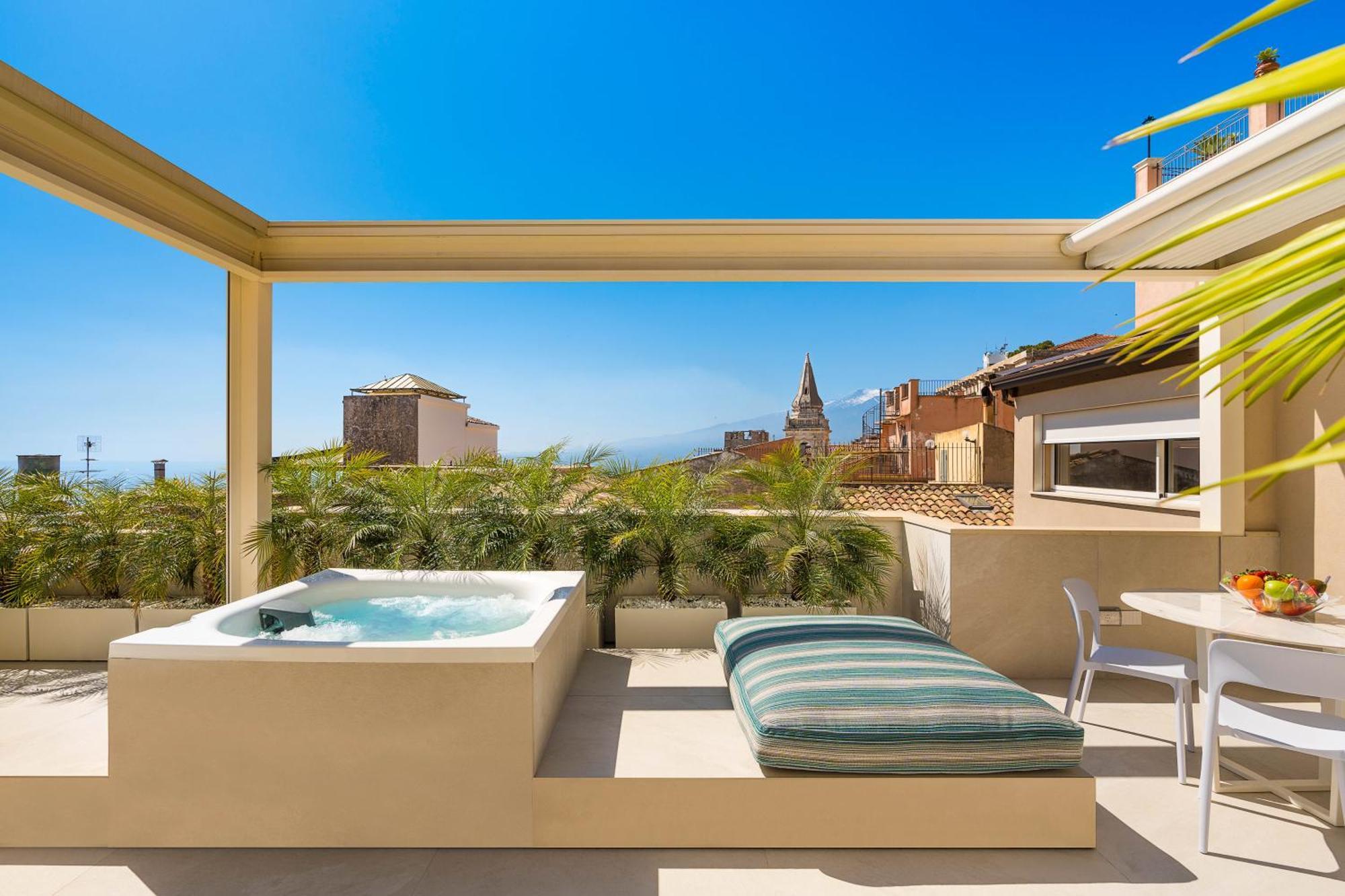 Taormina Infinity Suites ภายนอก รูปภาพ