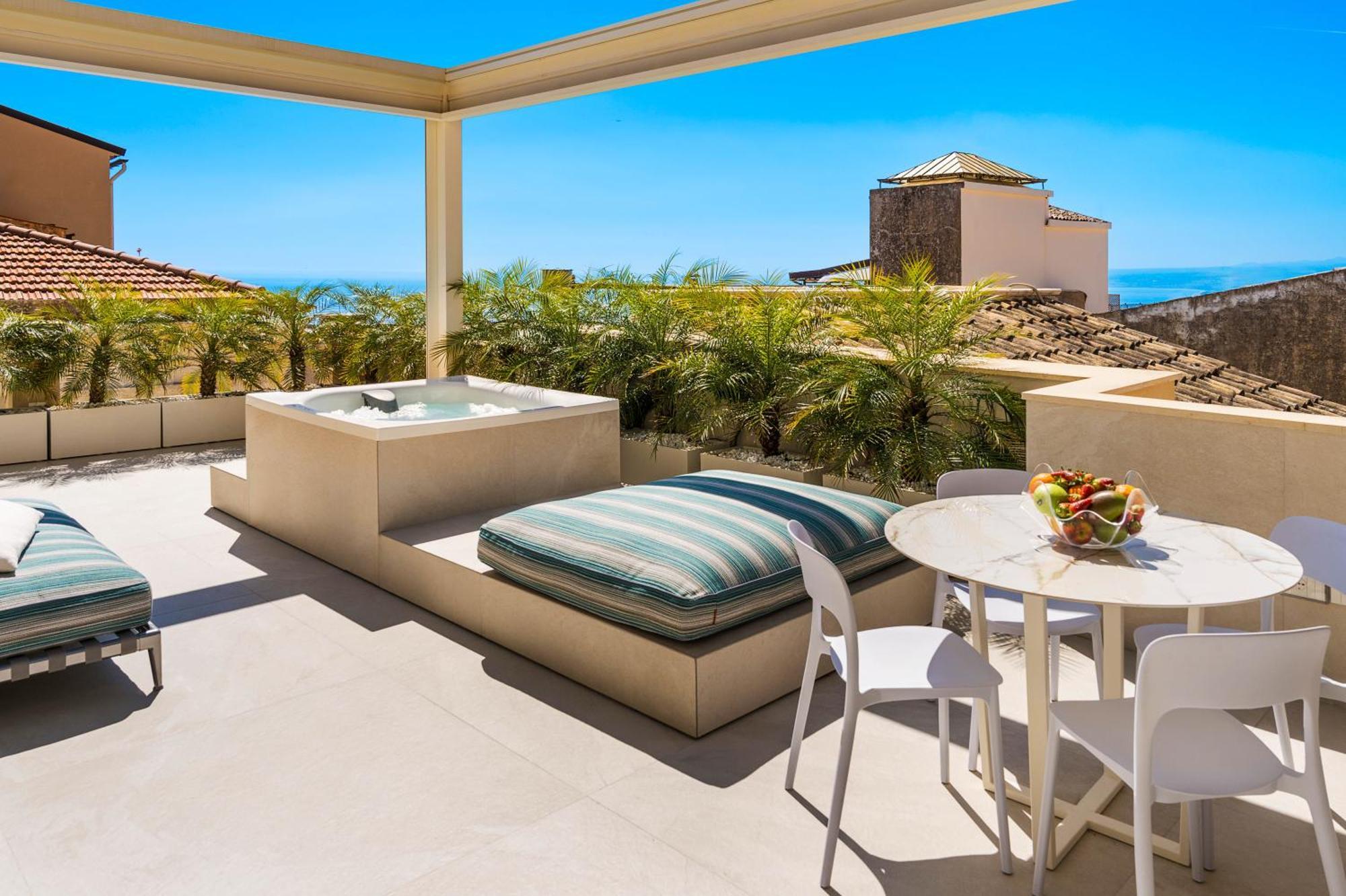 Taormina Infinity Suites ภายนอก รูปภาพ